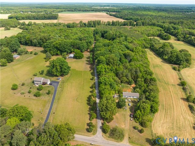 1002 Seay Rd, Manakin Sabot, VA 23103