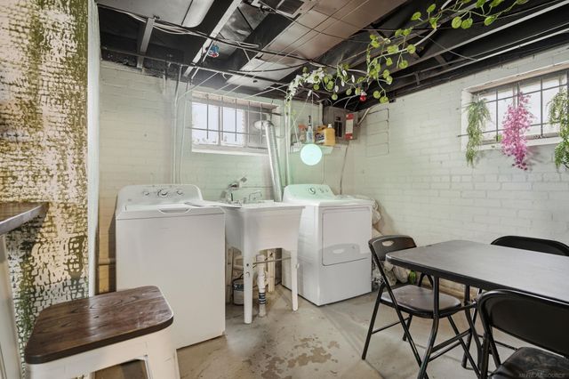 474 W Greendale Avenue, Highland Park, MI 48203