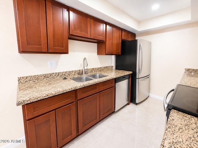 6001 W TOWNLEY Avenue, Glendale, AZ 85302