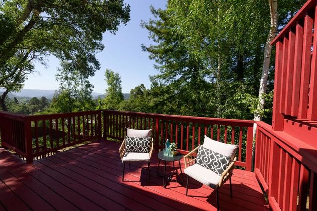 20 Angela Court, Scotts Valley, CA 95066
