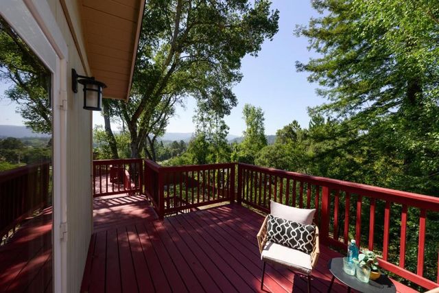 20 Angela Court, Scotts Valley, CA 95066