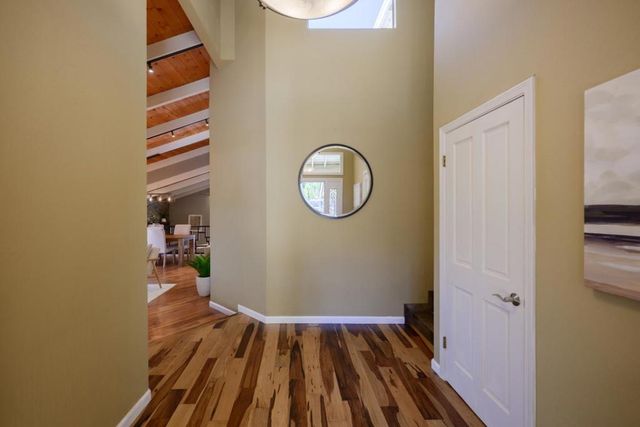 20 Angela Court, Scotts Valley, CA 95066