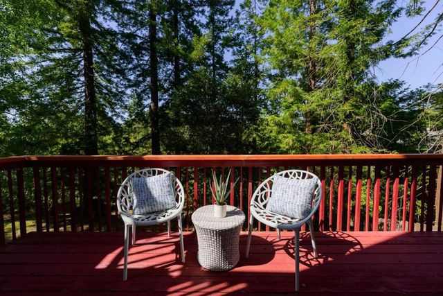 20 Angela Court, Scotts Valley, CA 95066