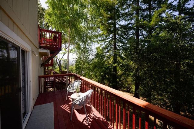 20 Angela Court, Scotts Valley, CA 95066