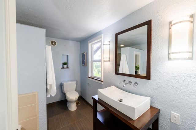 20 Angela Court, Scotts Valley, CA 95066