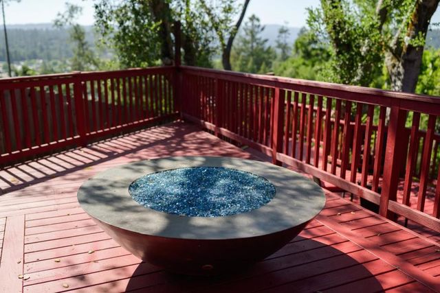 20 Angela Court, Scotts Valley, CA 95066