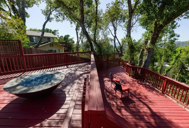 20 Angela Court, Scotts Valley, CA 95066