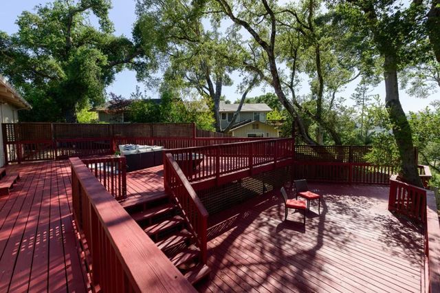 20 Angela Court, Scotts Valley, CA 95066