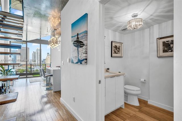 690 SW 1st Court 1709, Miami, FL 33130