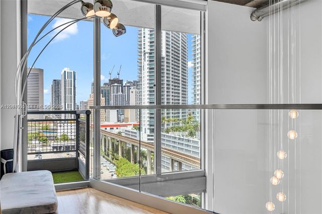 690 SW 1st Court 1709, Miami, FL 33130