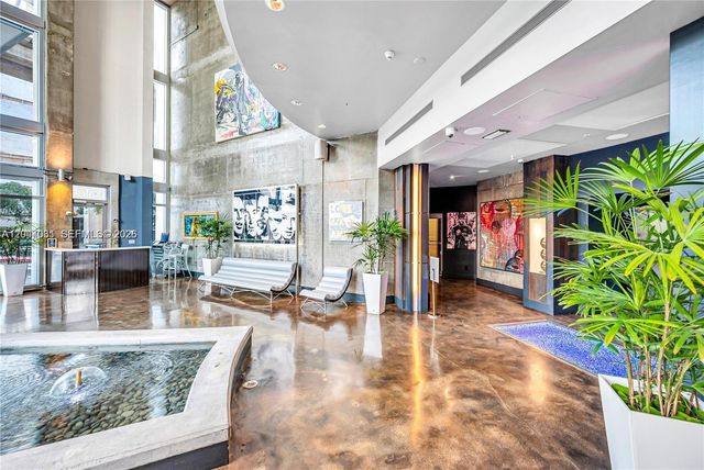 690 SW 1st Court 1709, Miami, FL 33130