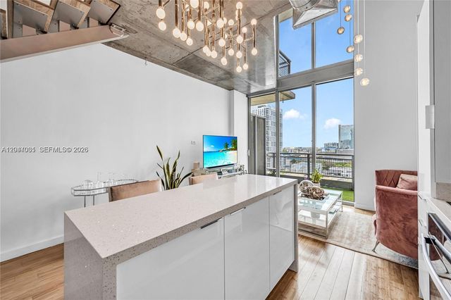 690 SW 1st Court 1709, Miami, FL 33130