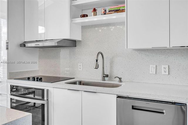 690 SW 1st Court 1709, Miami, FL 33130