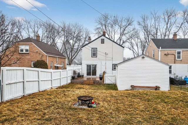 2169 S 96th STREET, West Allis, WI 53227