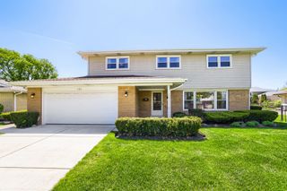 1111 W Ash Drive, Mount Prospect, IL 60056