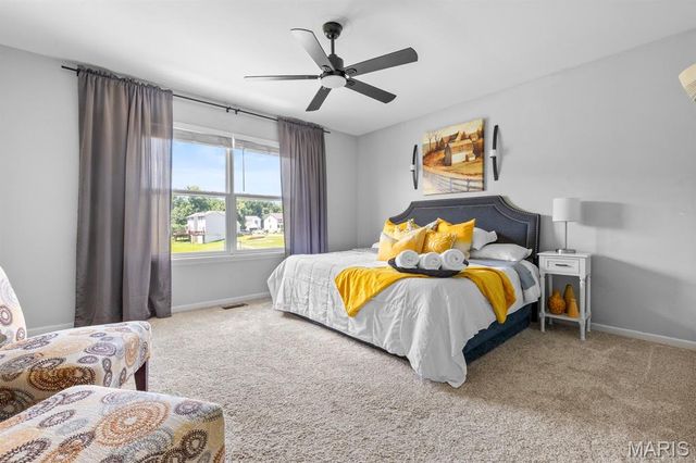 618 Fair Bluff Drive, Wentzville, MO 63385