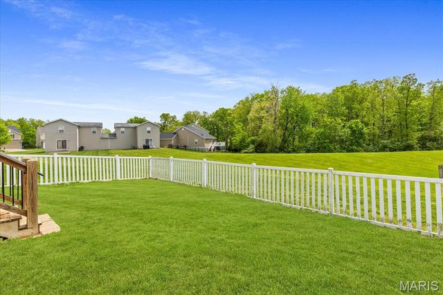 618 Fair Bluff Drive, Wentzville, MO 63385