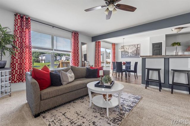 618 Fair Bluff Drive, Wentzville, MO 63385