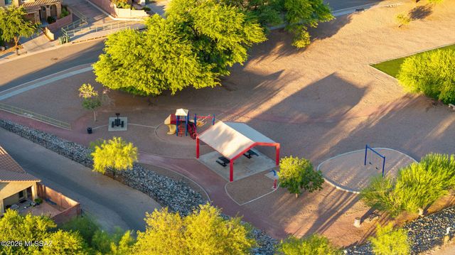 1683 W Gleaming Moon Lane, Tucson, AZ 85704