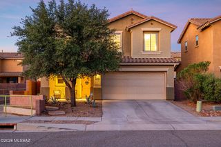 1683 W Gleaming Moon Lane, Tucson, AZ 85704