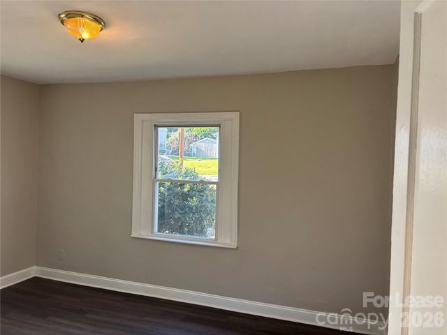 2565 Brentwood Place, Charlotte, NC 28208