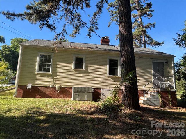 2565 Brentwood Place, Charlotte, NC 28208