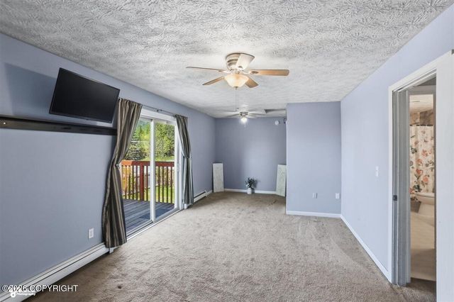 18635 N Lowrie Loop, Eagle River, AK 99577