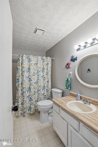 18635 N Lowrie Loop, Eagle River, AK 99577