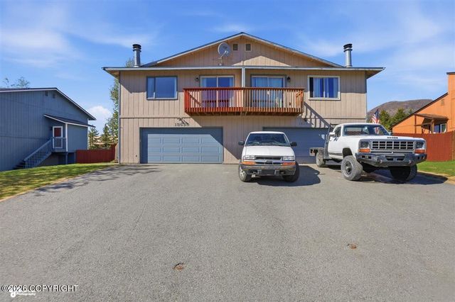 18635 N Lowrie Loop, Eagle River, AK 99577