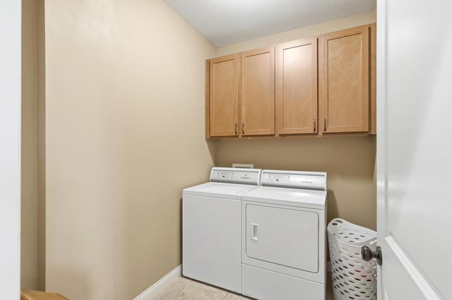 404 STALLWORTH CT, Columbia, MO 65203