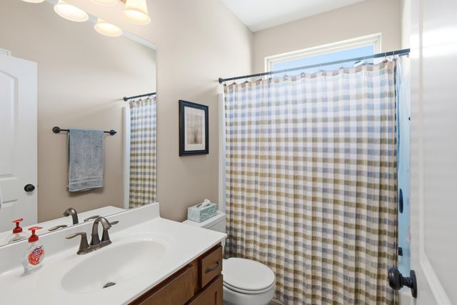 404 STALLWORTH CT, Columbia, MO 65203