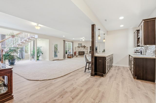 404 STALLWORTH CT, Columbia, MO 65203