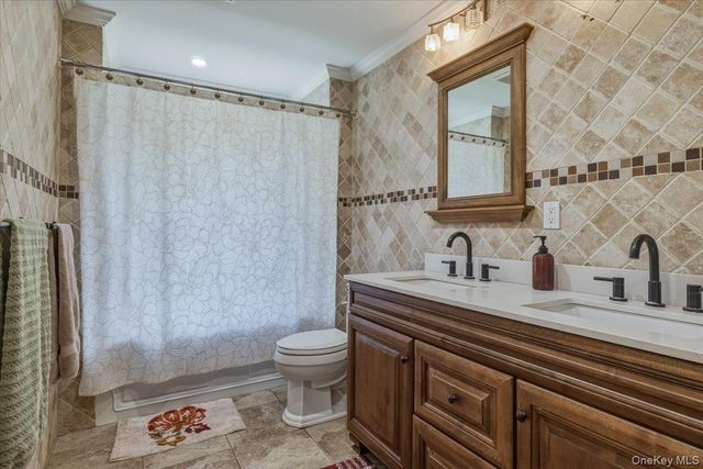 1189 Terry Road, Ronkonkoma, NY 11779