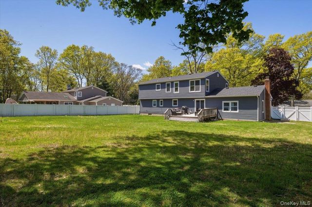 1189 Terry Road, Ronkonkoma, NY 11779