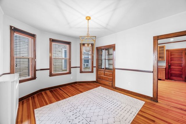 54 Pearl St 3, Cambridge, MA 02139