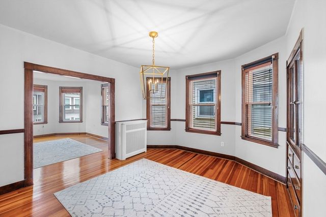 54 Pearl St 3, Cambridge, MA 02139