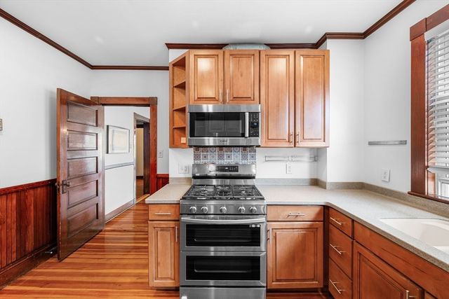 54 Pearl St 3, Cambridge, MA 02139
