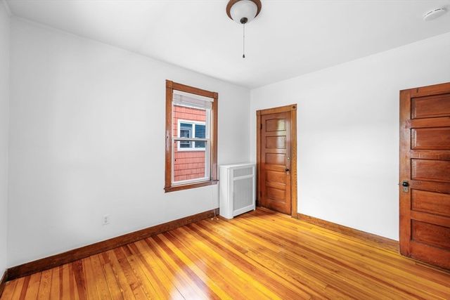 54 Pearl St 3, Cambridge, MA 02139