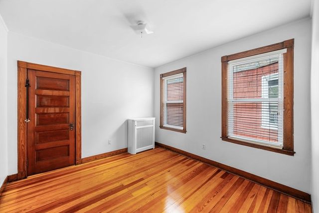 54 Pearl St 3, Cambridge, MA 02139