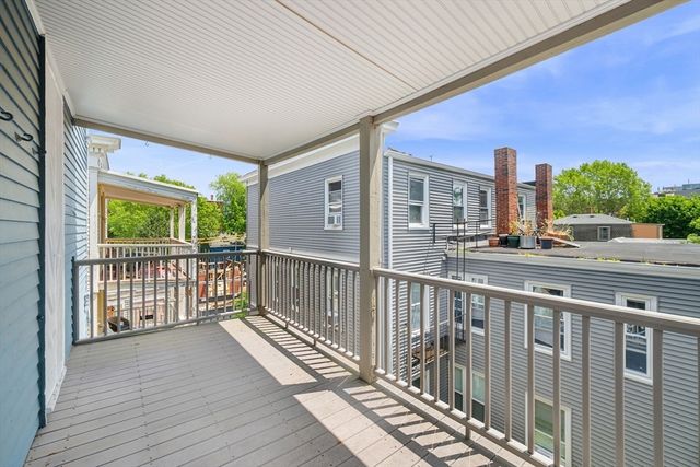 54 Pearl St 3, Cambridge, MA 02139