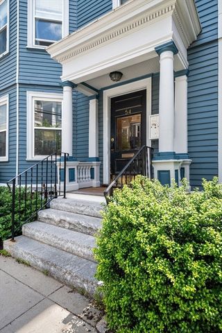 54 Pearl St 3, Cambridge, MA 02139