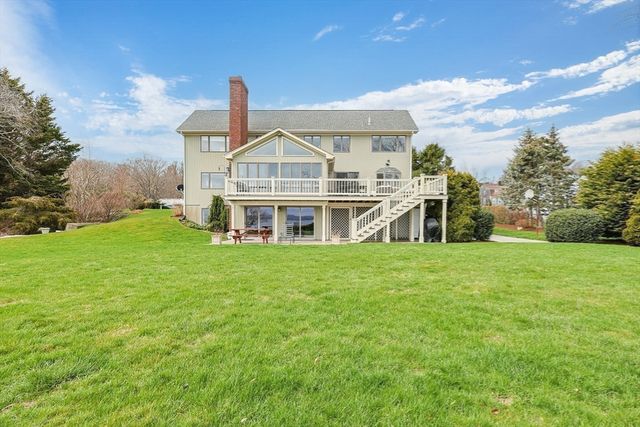 54 Oliver Hazard Perry Rd, Portsmouth, RI 02871