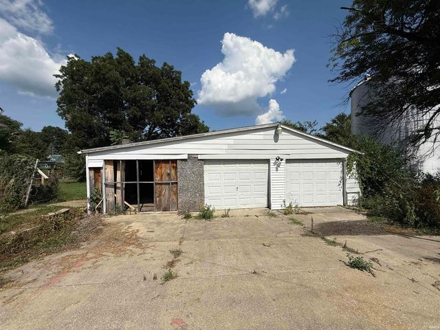 415 S Mill Street, Owensville, IN 47665