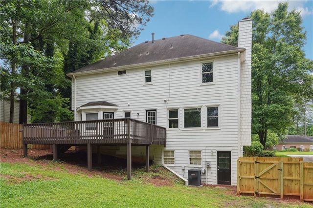 2745 Saxon Drive, Duluth, GA 30096