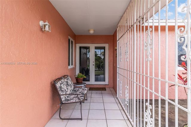 25701 SW 133rd Ct, Homestead, FL 33032