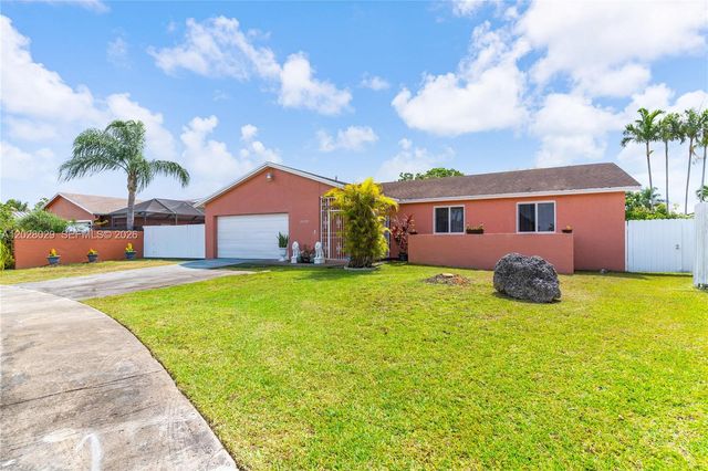 25701 SW 133rd Ct, Homestead, FL 33032