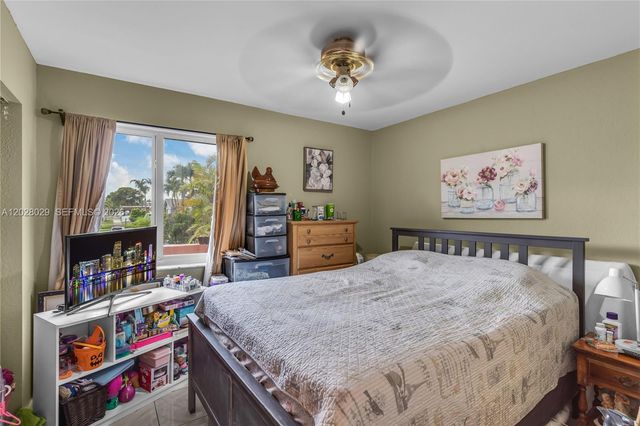 25701 SW 133rd Ct, Homestead, FL 33032