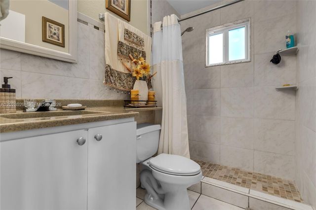 25701 SW 133rd Ct, Homestead, FL 33032