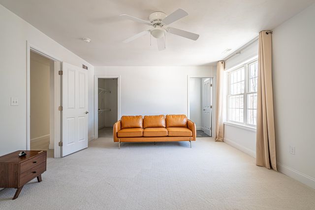 5 Lowther Place, Nashua, NH 03060