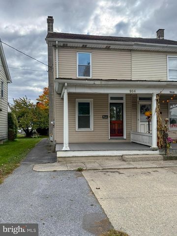 964 W MAIN ST, New Holland, PA 17557